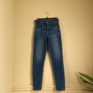 American Eagle Curvy Hi- Rise Jegging